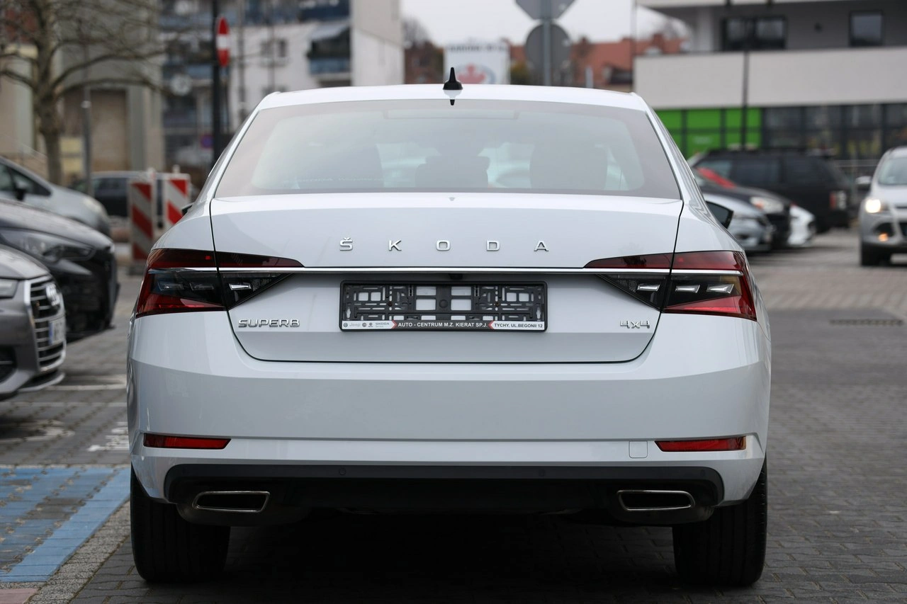 Skoda Superb - Zdjęcie 6