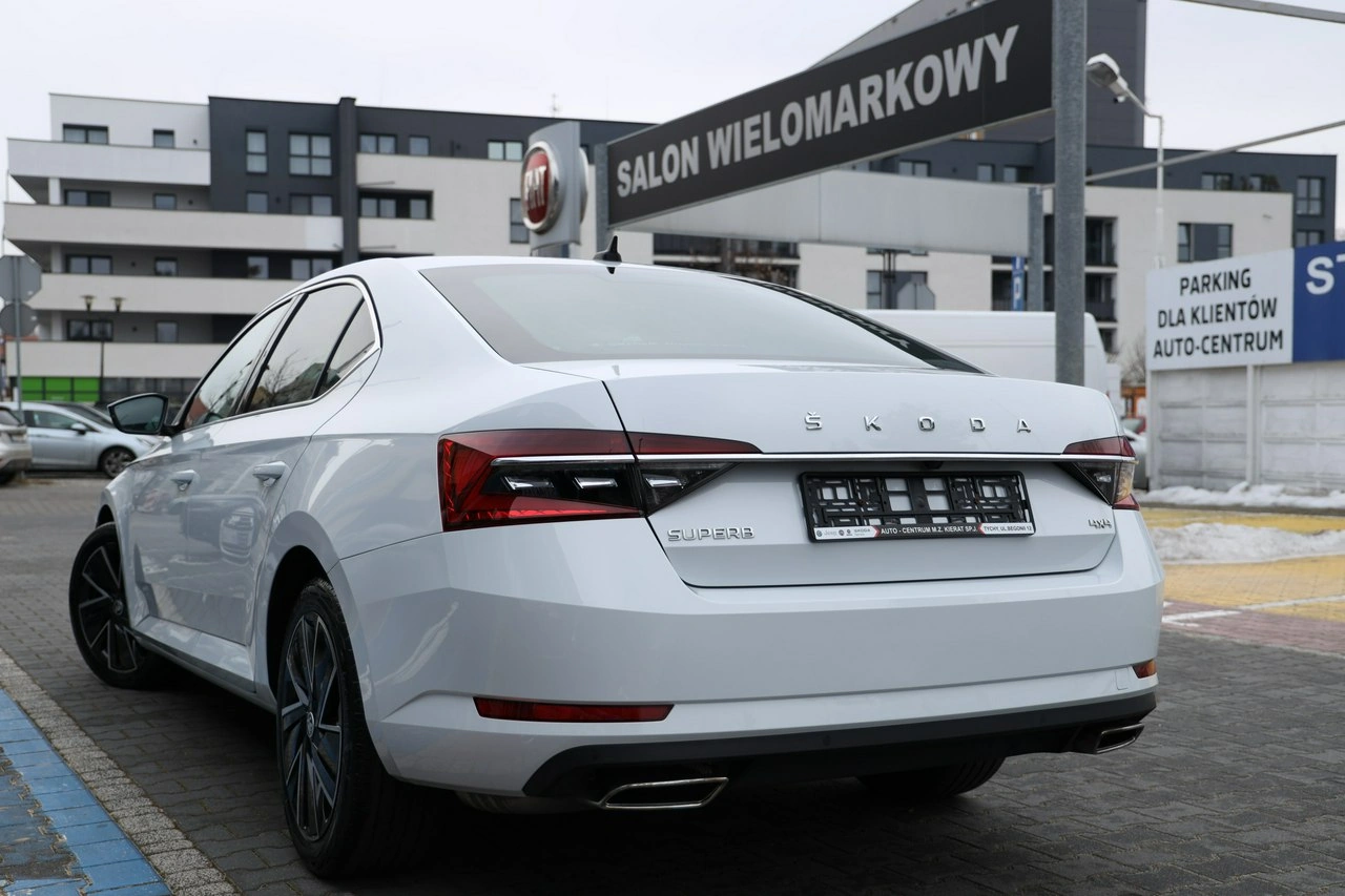 Skoda Superb - Zdjęcie 7