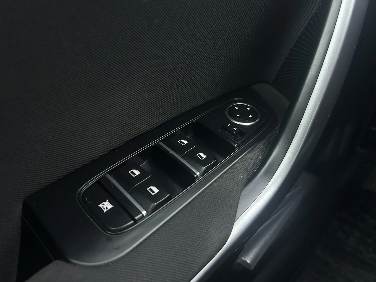 Kia Ceed - Zdjęcie 16