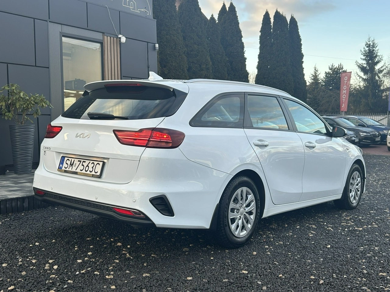 Kia Ceed - Zdjęcie 10
