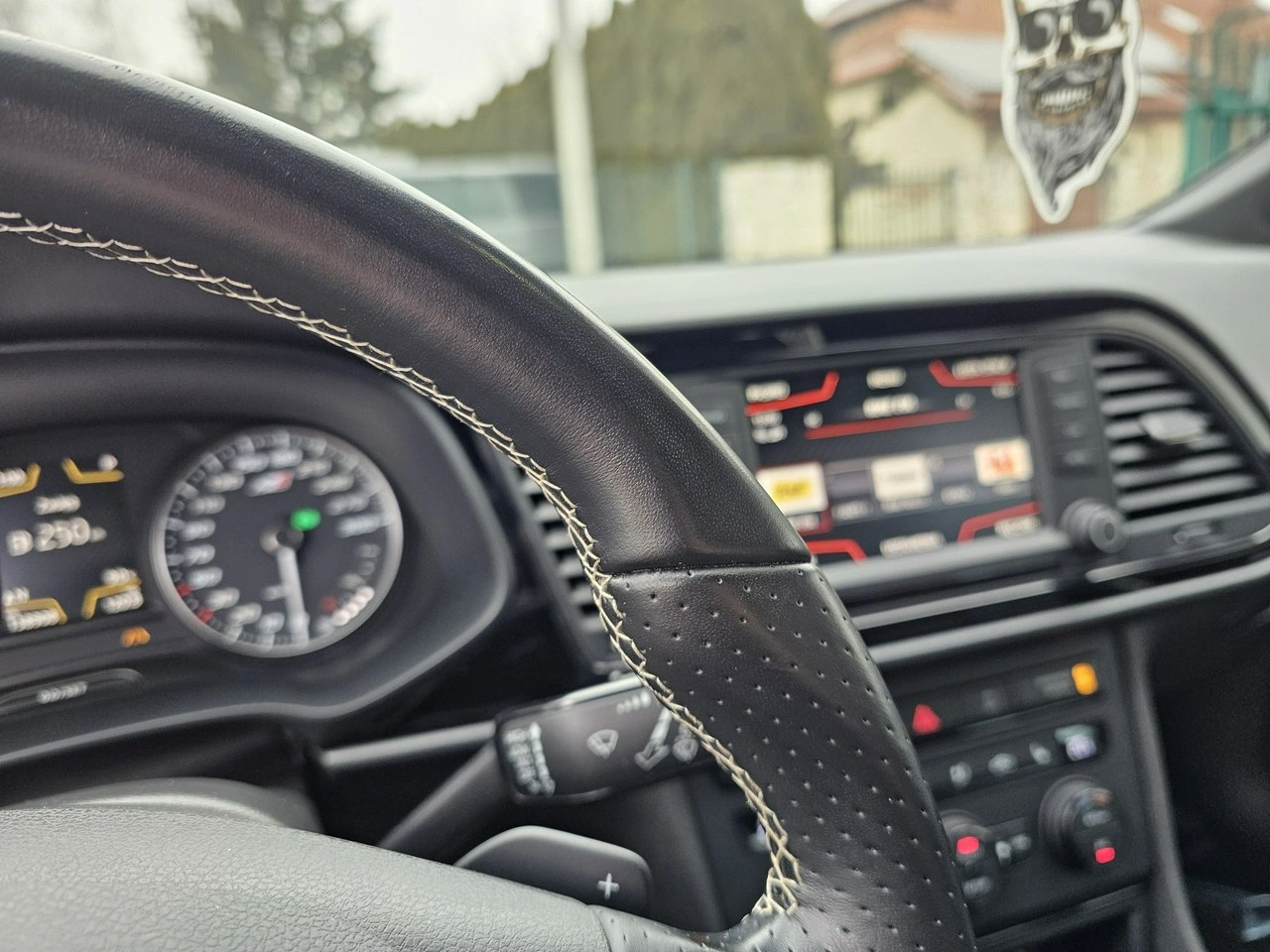 Seat Leon - Zdjęcie 12