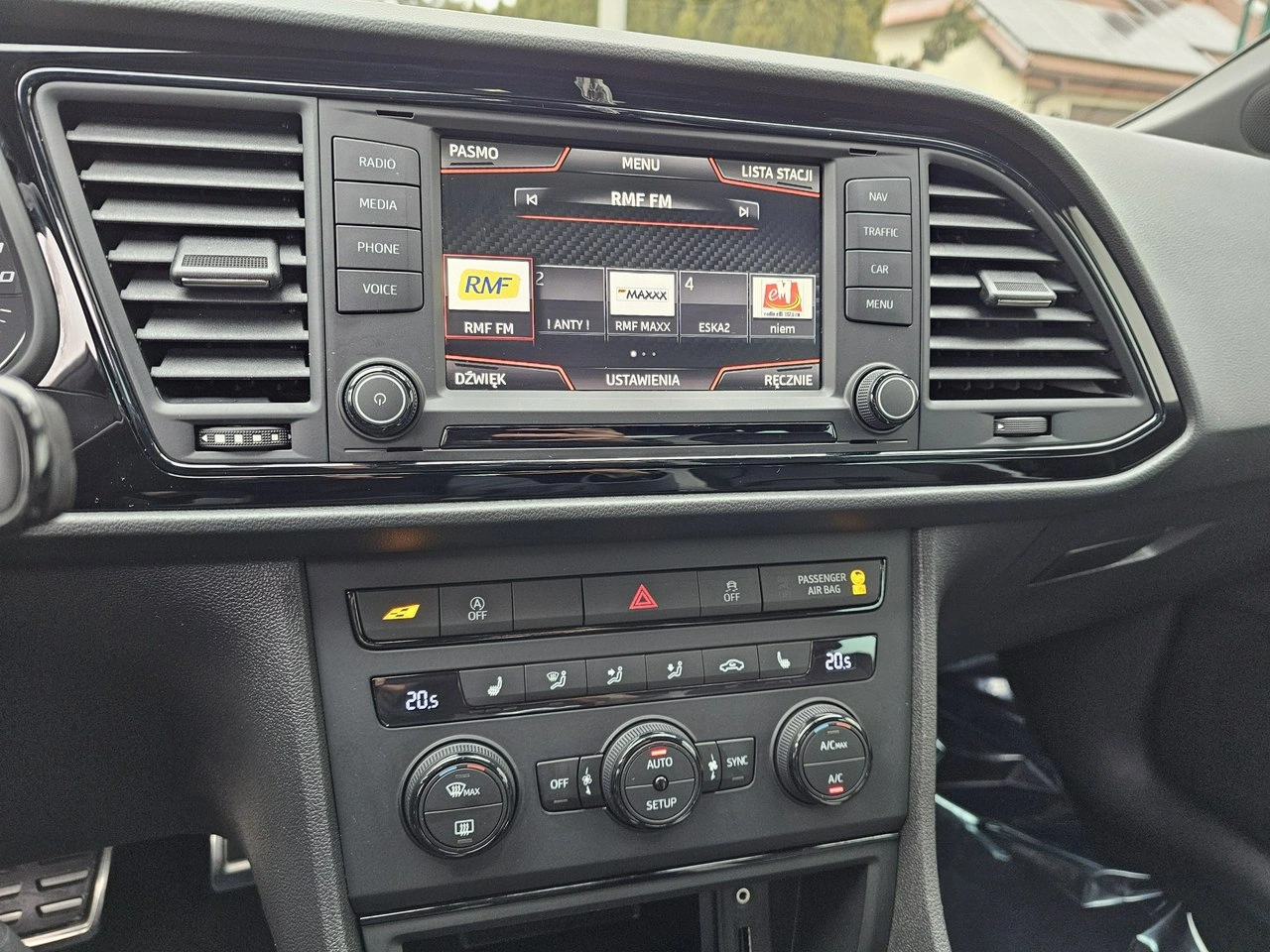 Seat Leon - Zdjęcie 13