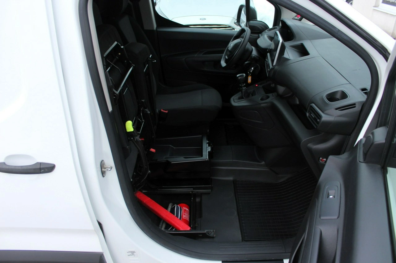 Peugeot Partner - Zdjęcie 13