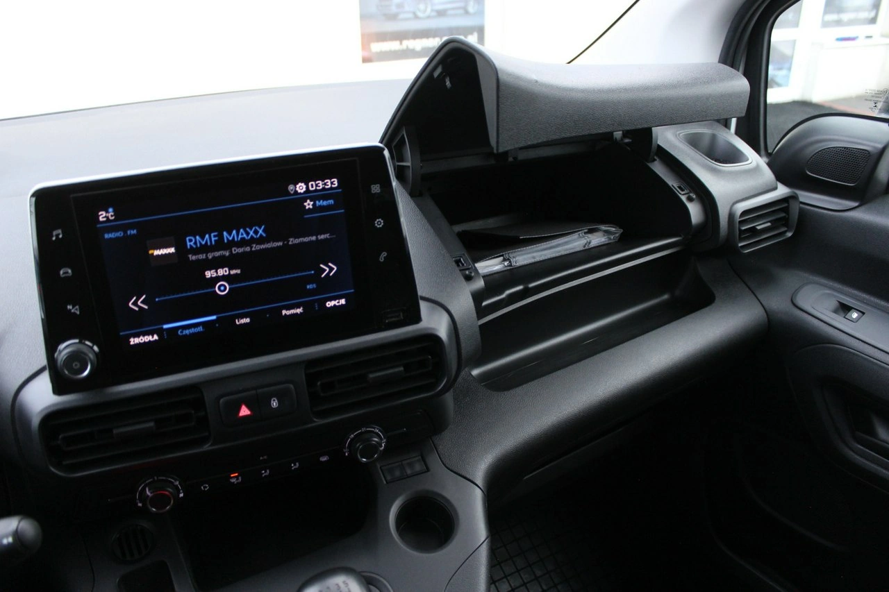 Peugeot Partner - Zdjęcie 24