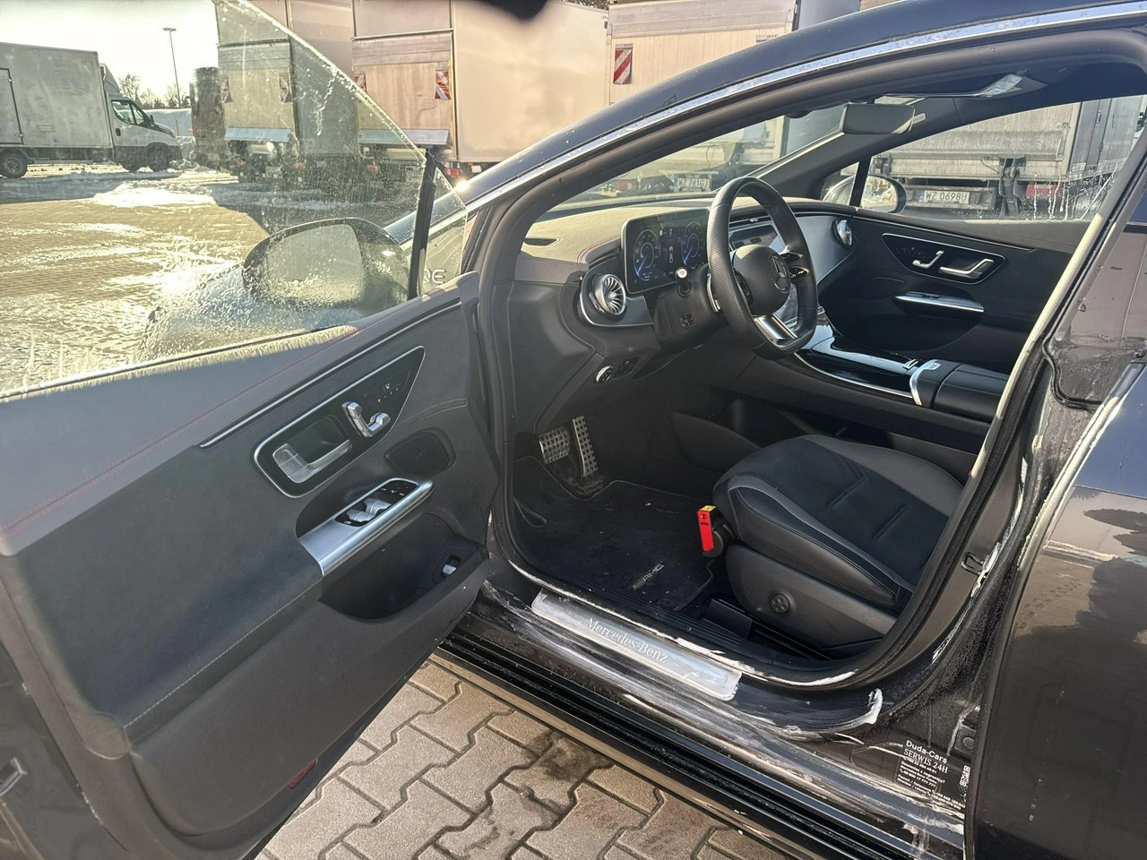 Mercedes EQE - Zdjęcie 9