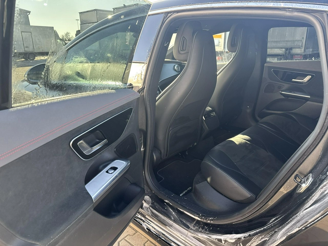 Mercedes EQE - Zdjęcie 13