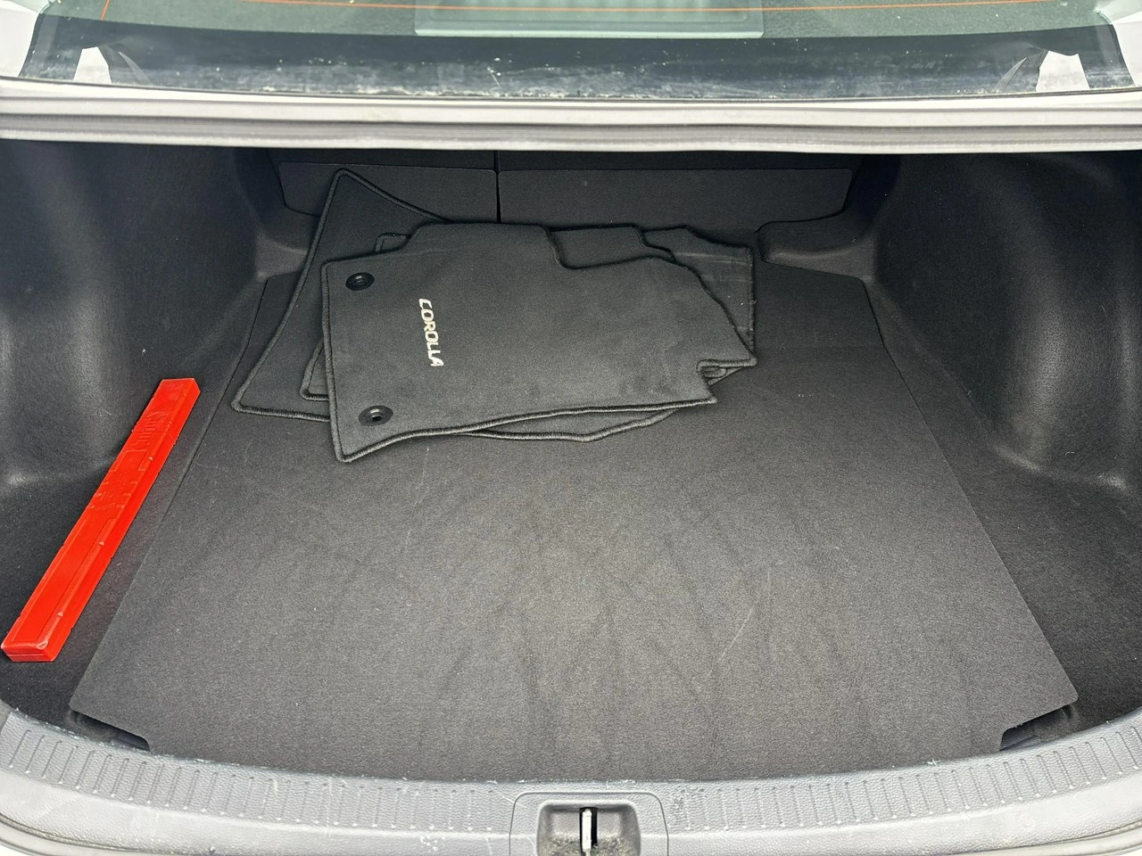 Toyota Corolla - Zdjęcie 13