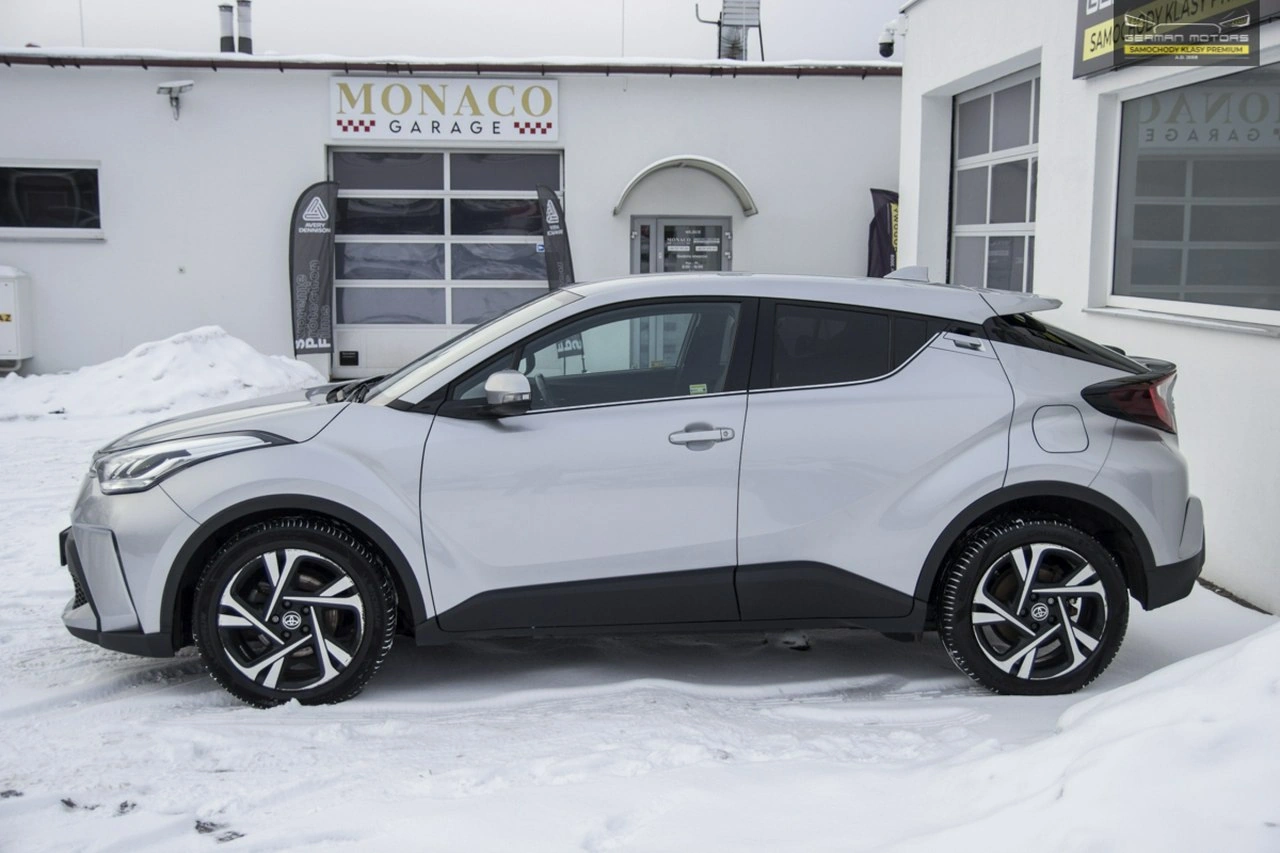 Toyota C-HR - Zdjęcie 10