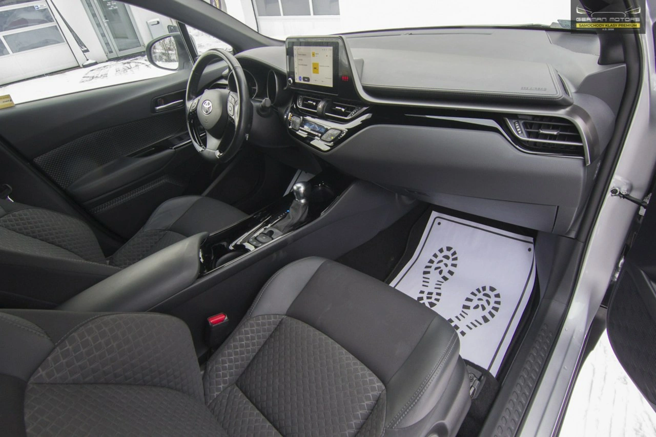 Toyota C-HR - Zdjęcie 25