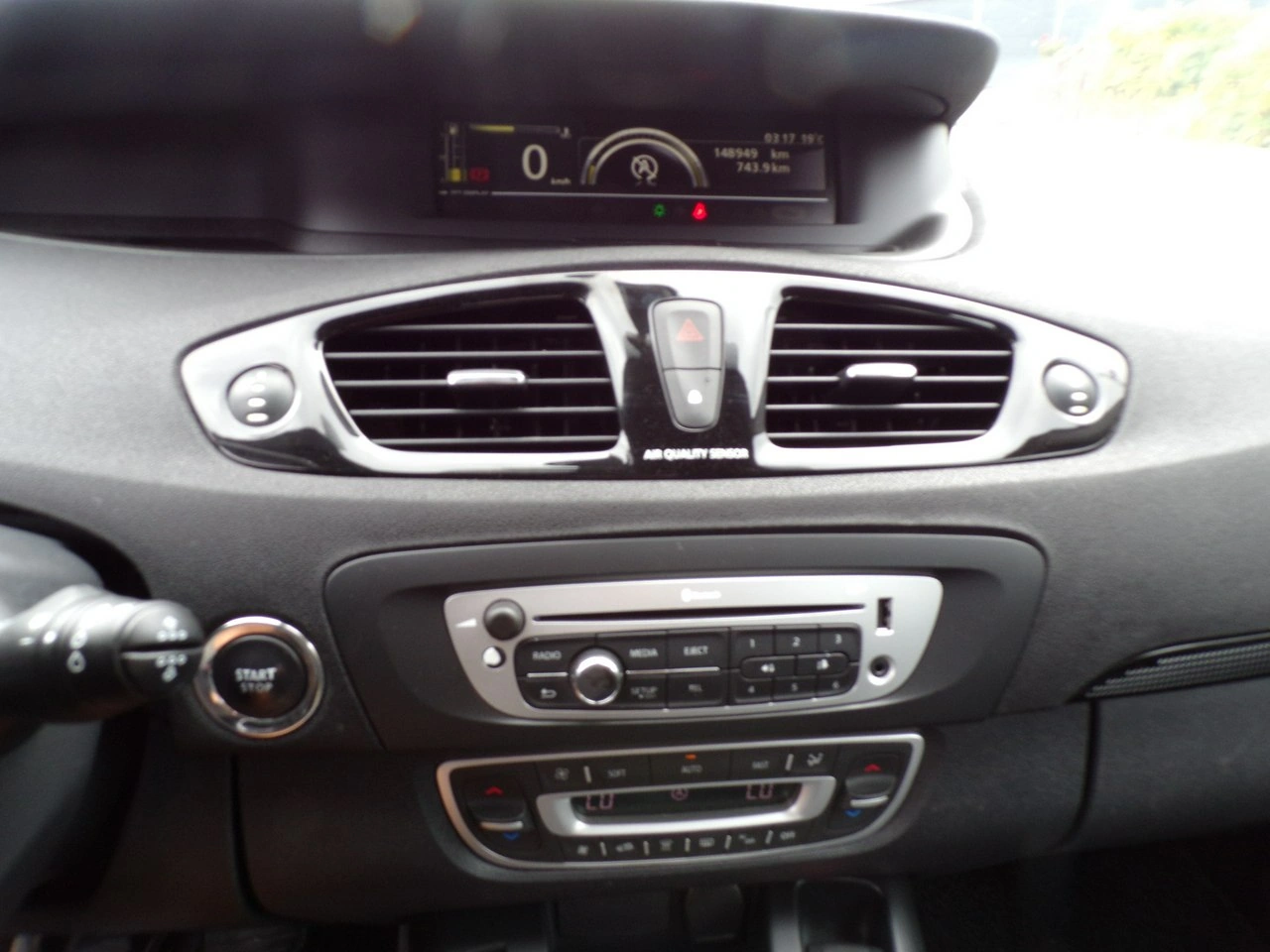 Renault Grand Scenic - Zdjęcie 21