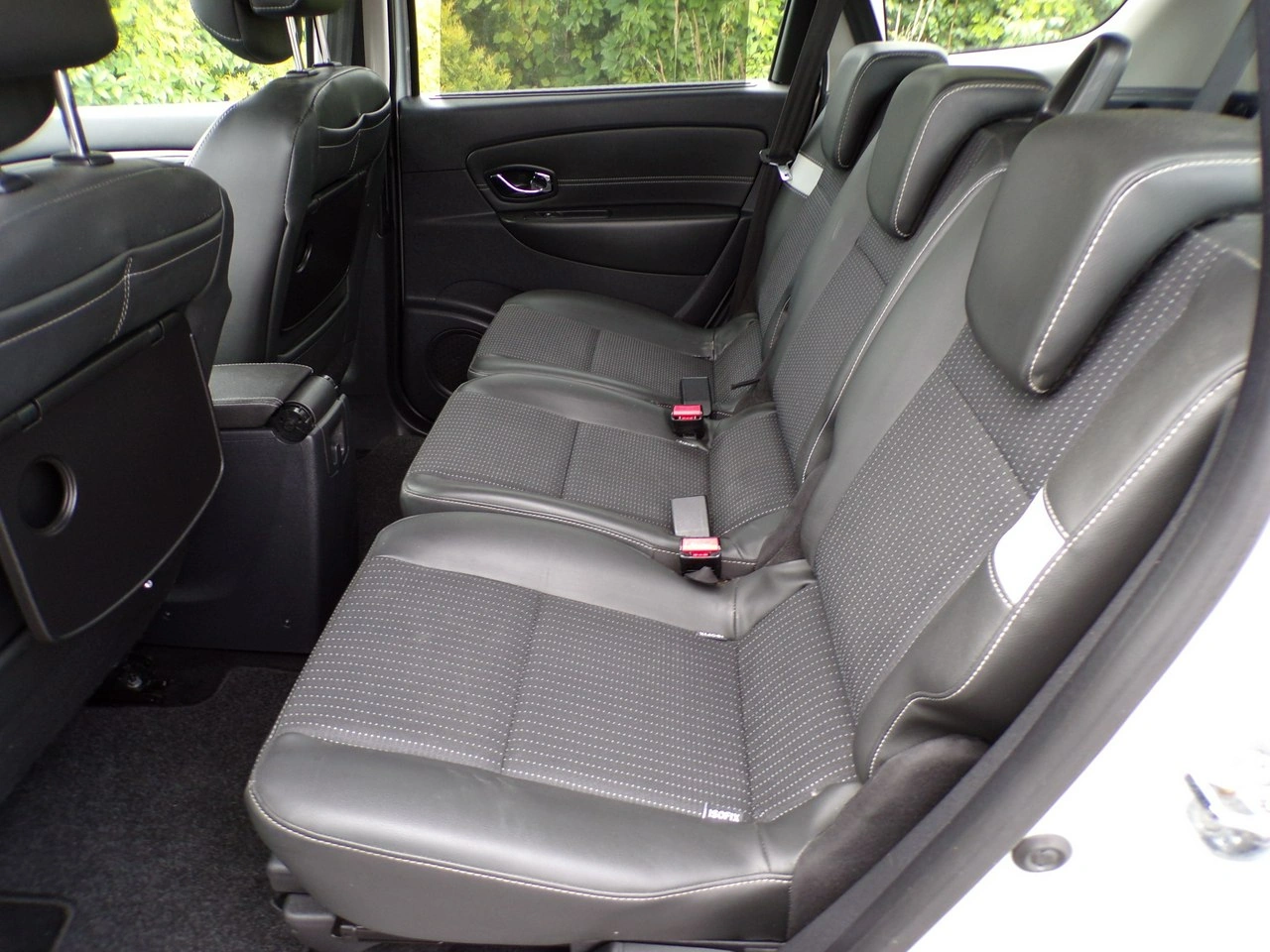 Renault Grand Scenic - Zdjęcie 28