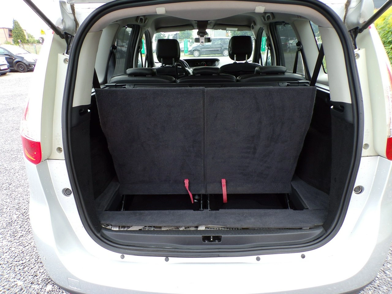 Renault Grand Scenic - Zdjęcie 31