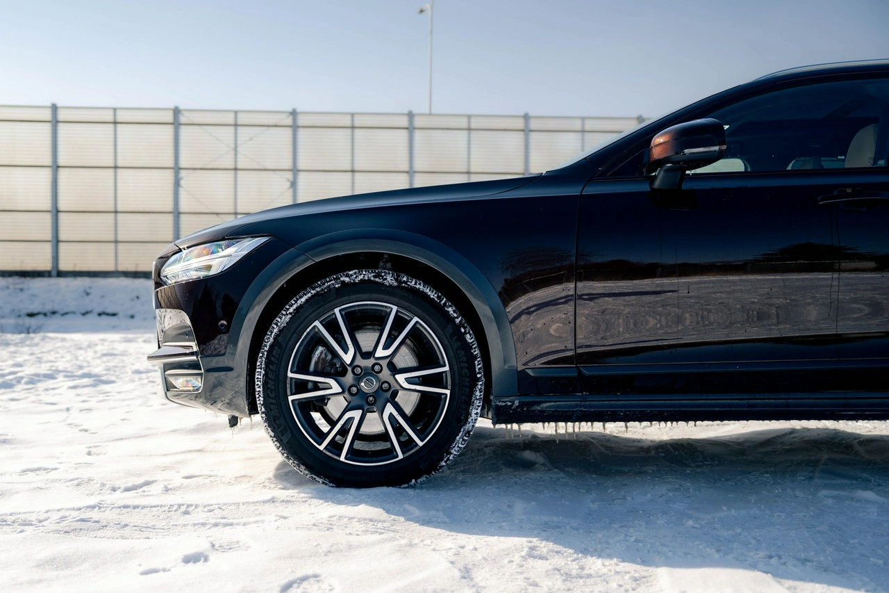 Volvo V90 Cross Country - Zdjęcie 9