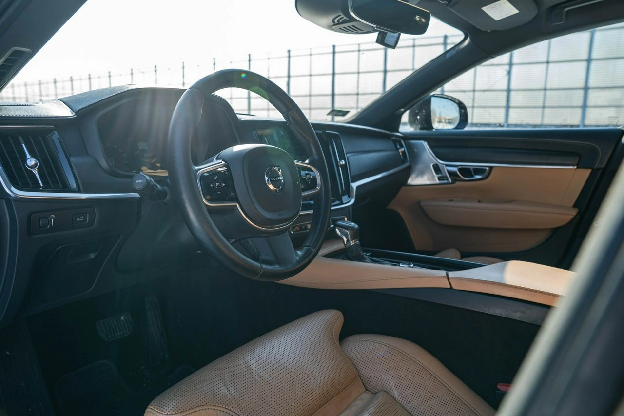 Volvo V90 Cross Country - Zdjęcie 16