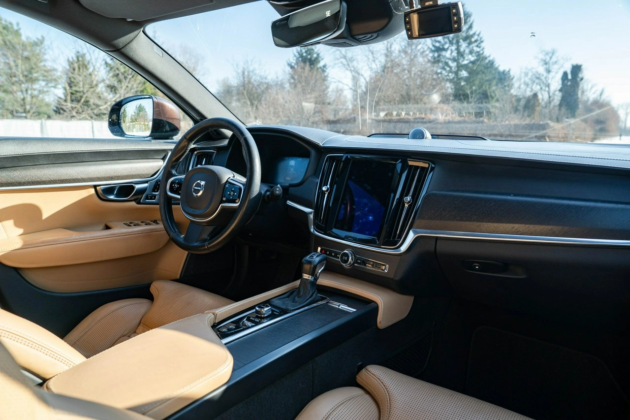 Volvo V90 Cross Country - Zdjęcie 19