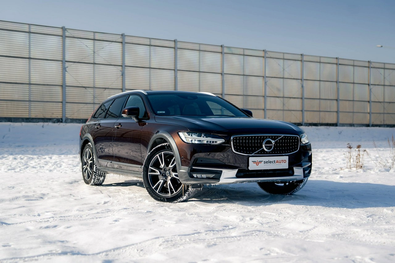 Volvo V90 Cross Country - Zdjęcie 2