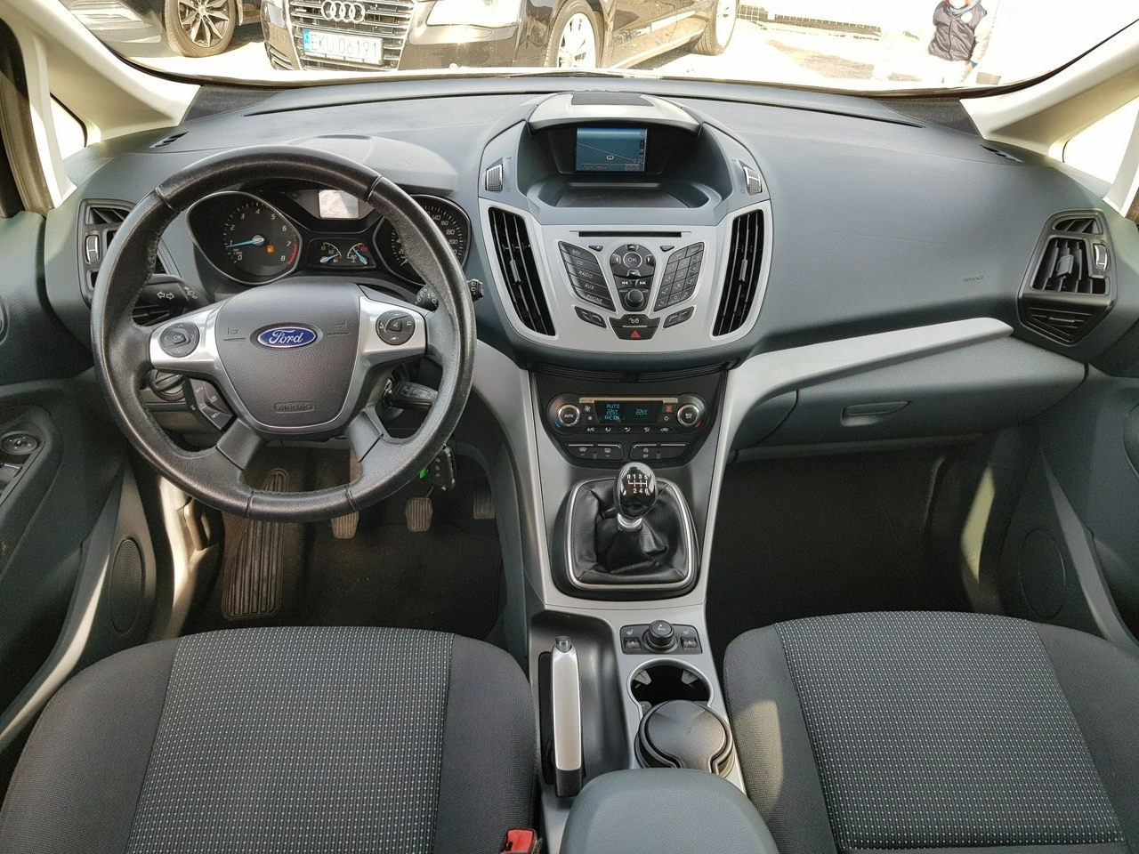 Ford C-MAX - Zdjęcie 11