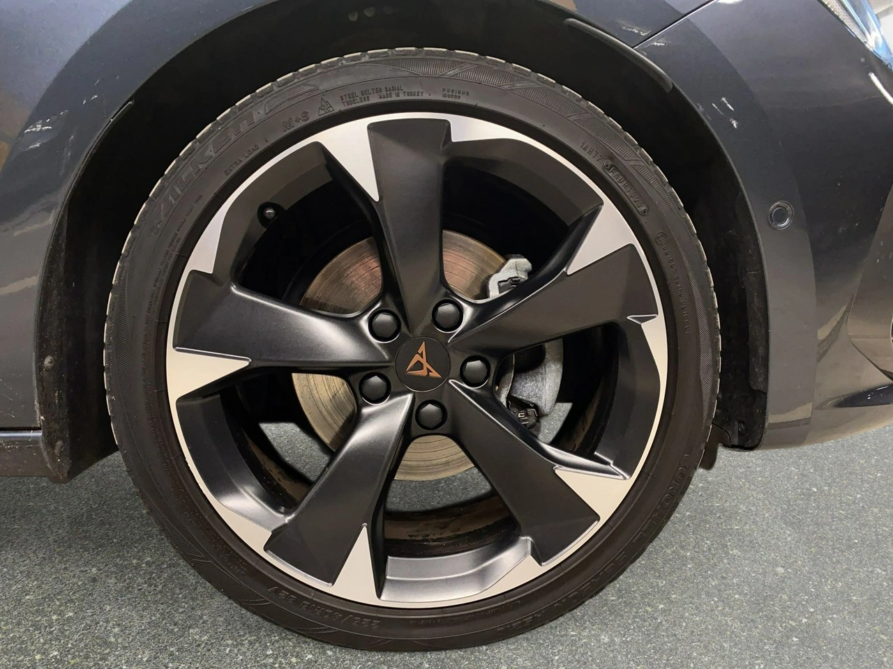 Cupra Leon Sportstourer - Zdjęcie 9