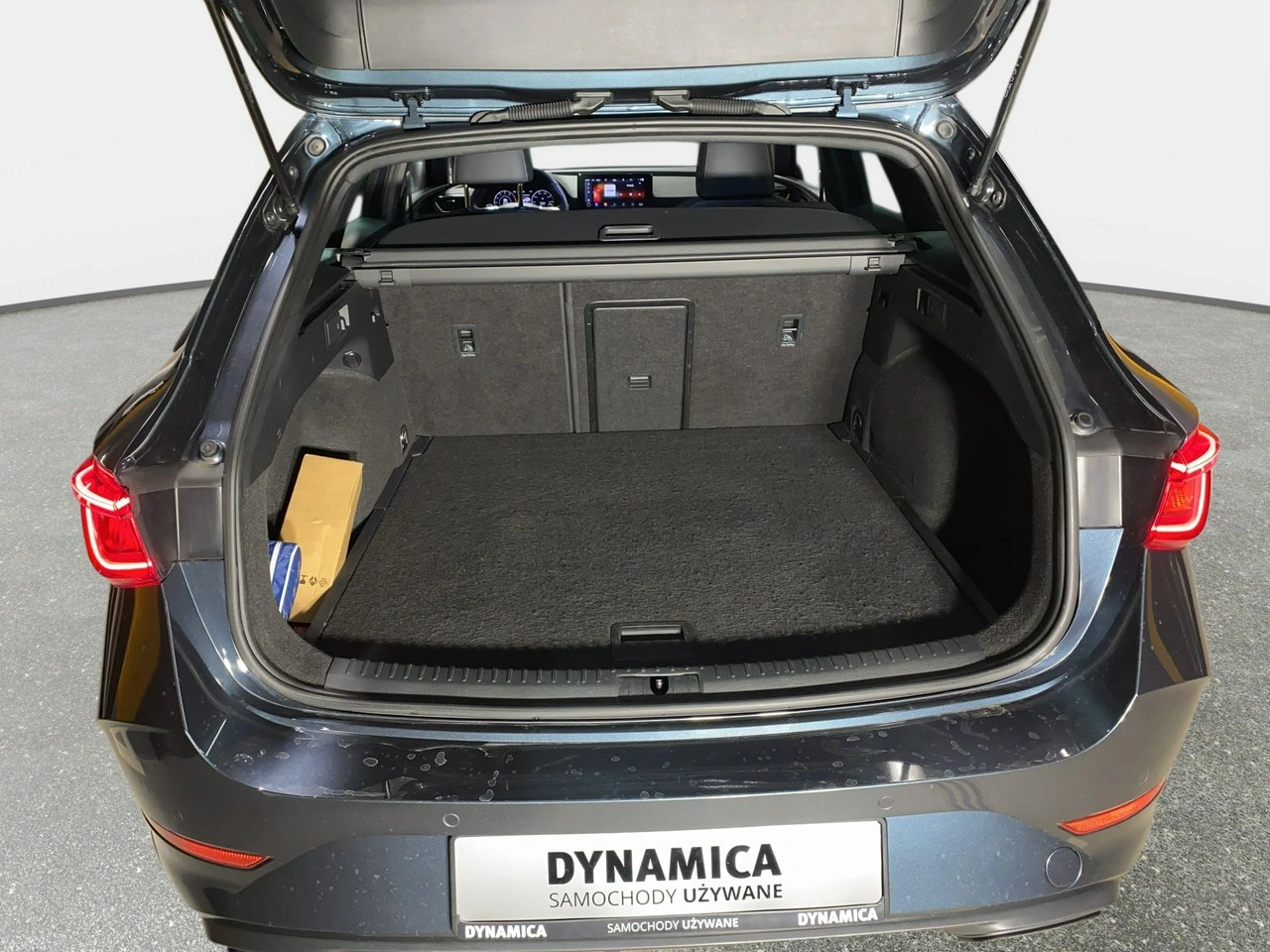 Cupra Leon Sportstourer - Zdjęcie 17