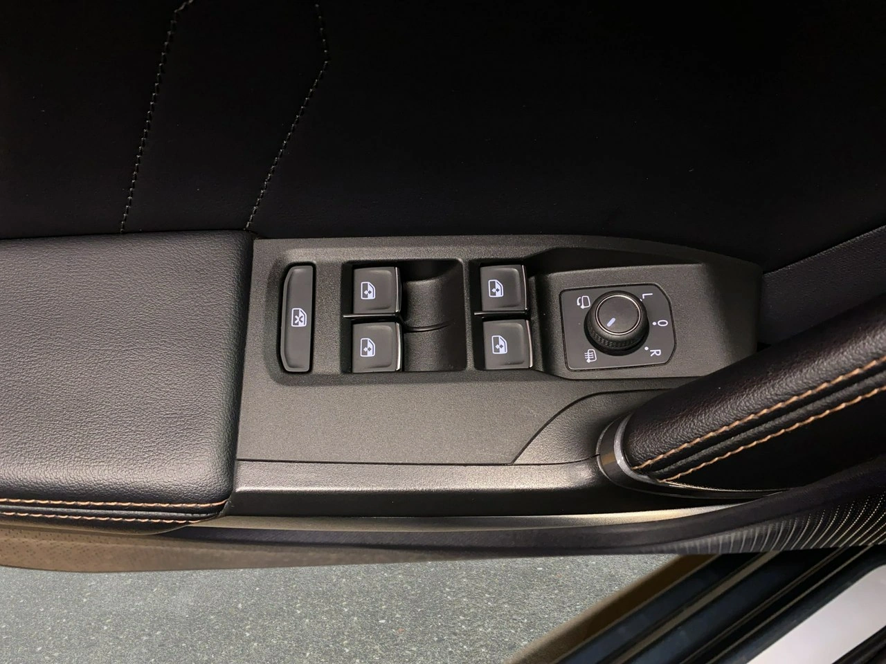 Cupra Leon Sportstourer - Zdjęcie 36