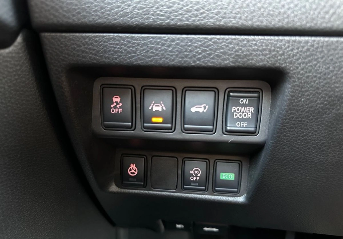 Nissan X-Trail - Zdjęcie 28