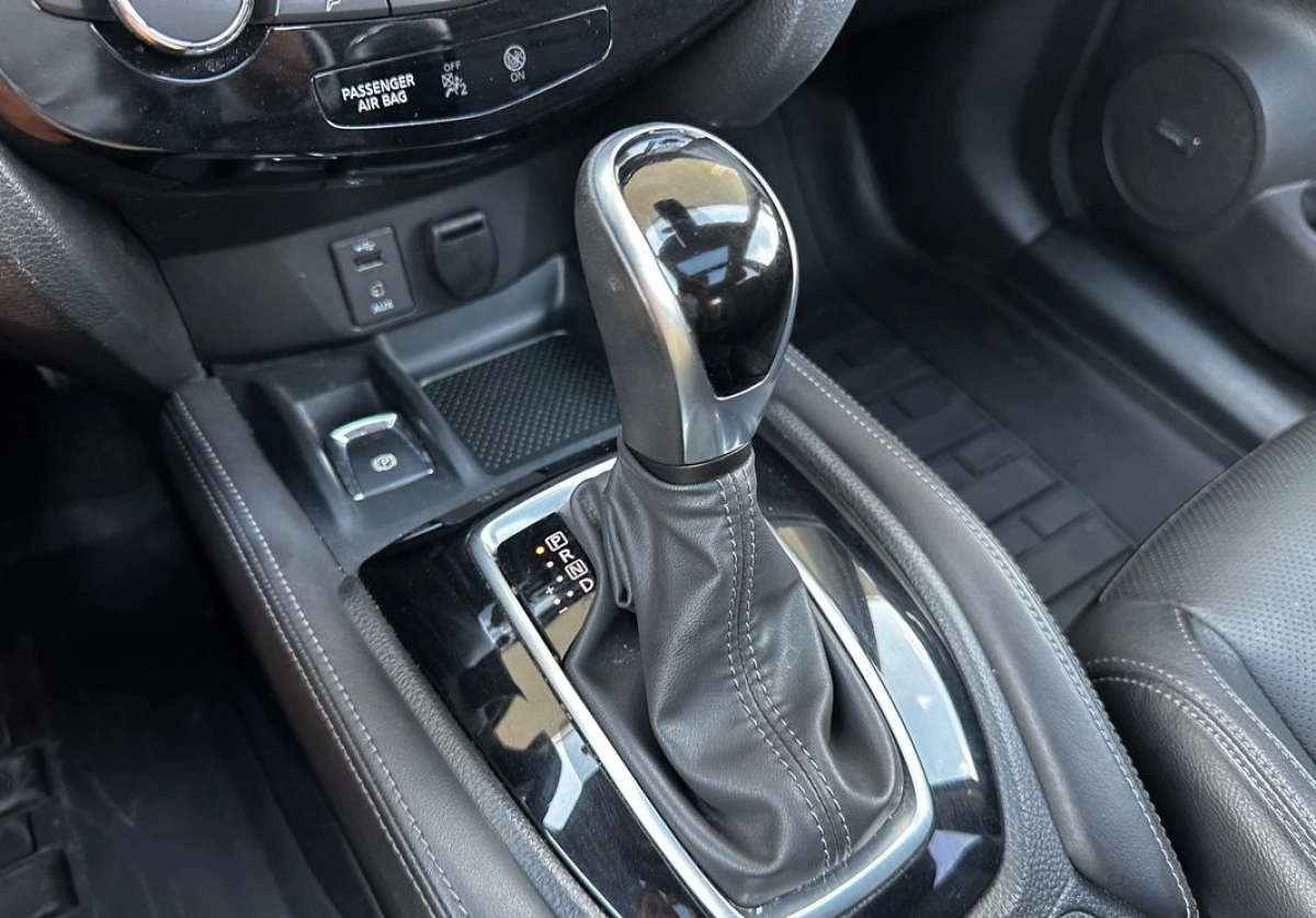 Nissan X-Trail - Zdjęcie 30