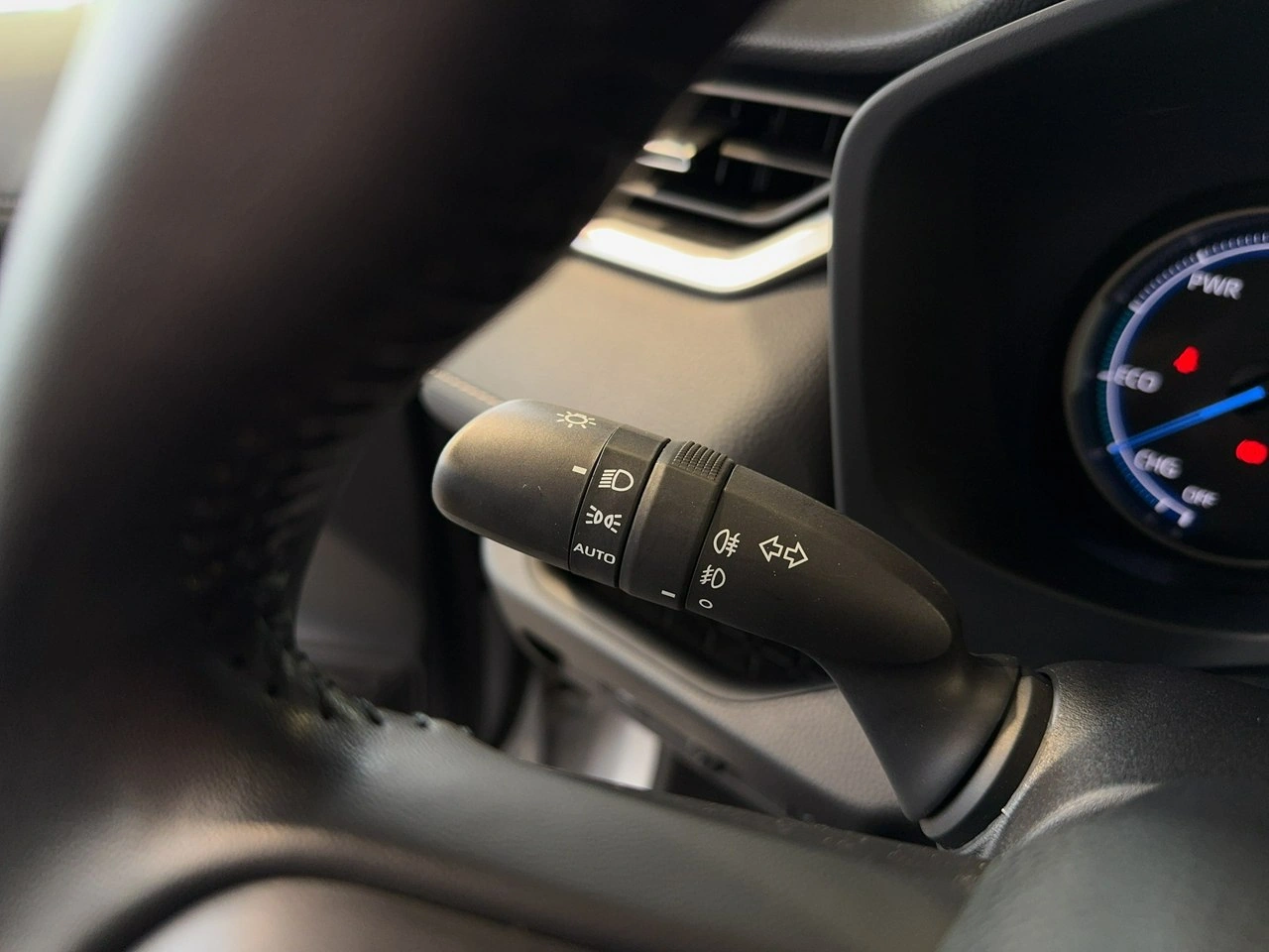 Toyota RAV-4 - Zdjęcie 21