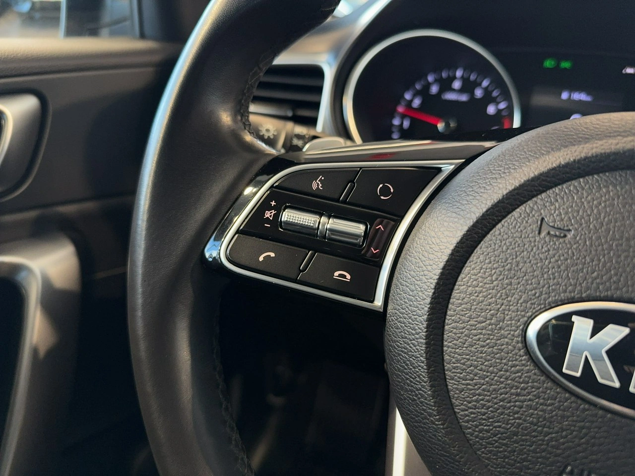 Kia Ceed - Zdjęcie 15