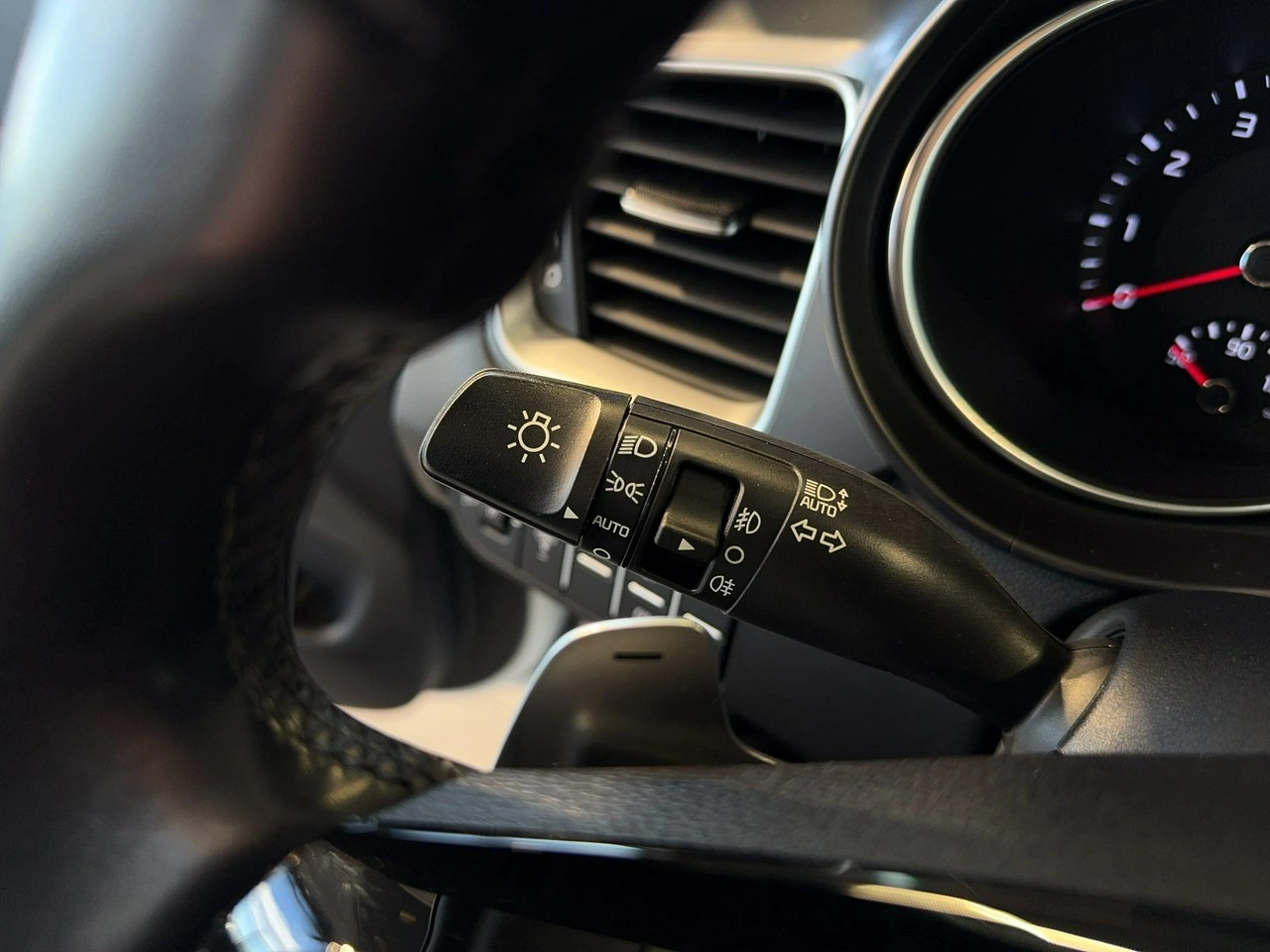 Kia Ceed - Zdjęcie 18