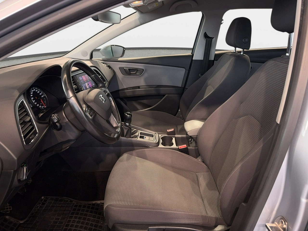 Seat Leon - Zdjęcie 9