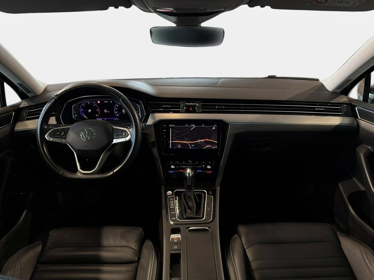 Volkswagen Passat - Zdjęcie 15