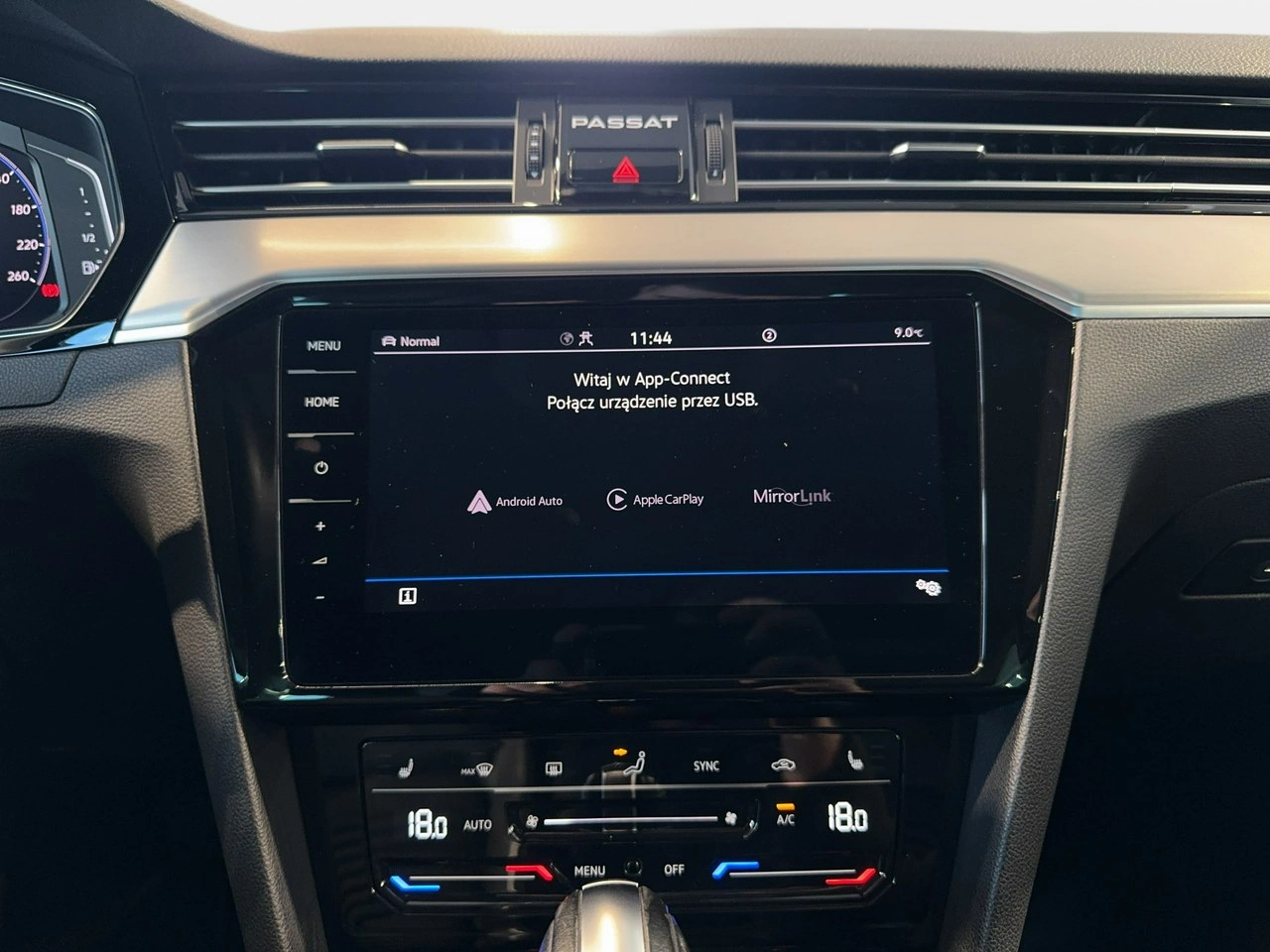 Volkswagen Passat - Zdjęcie 21