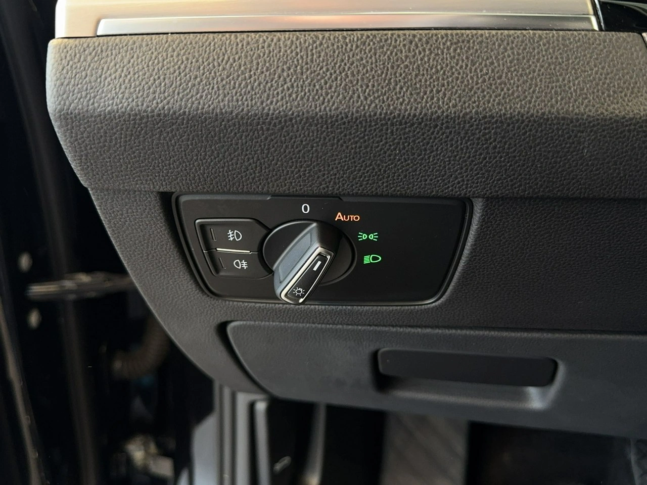 Volkswagen Passat - Zdjęcie 29