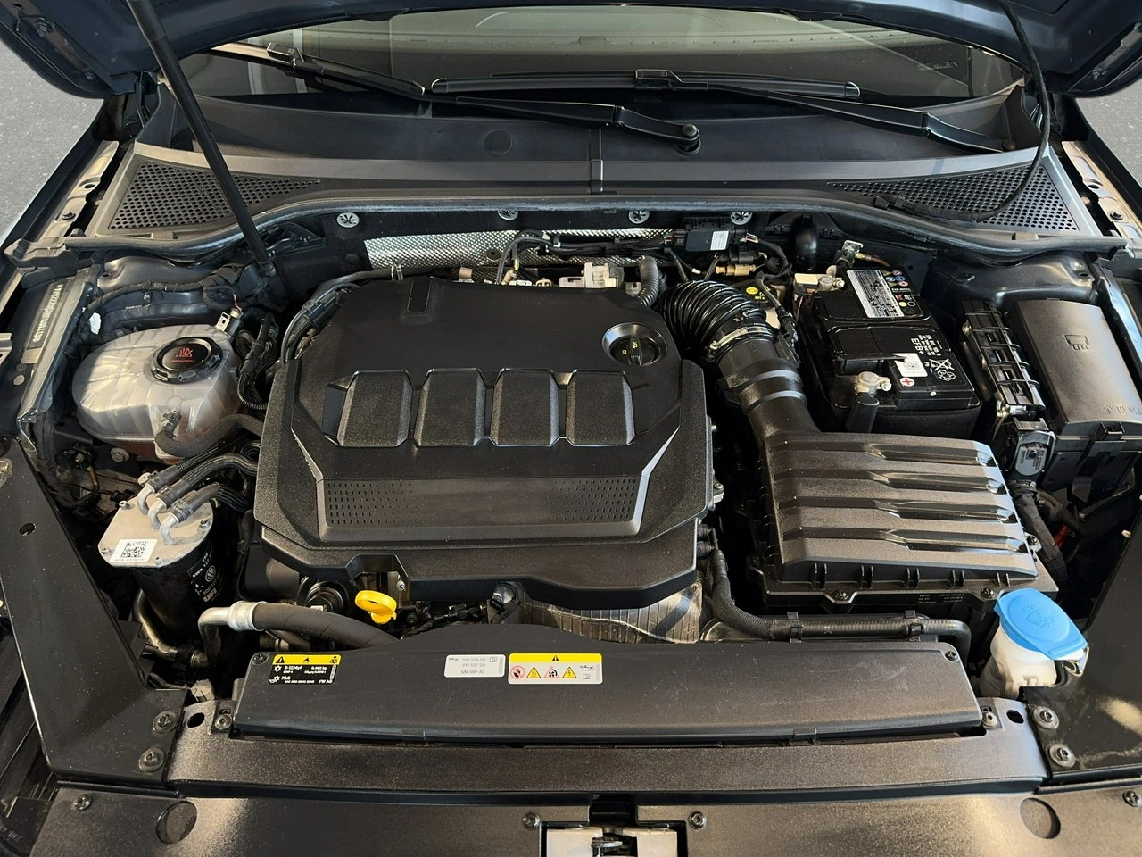 Volkswagen Passat - Zdjęcie 32