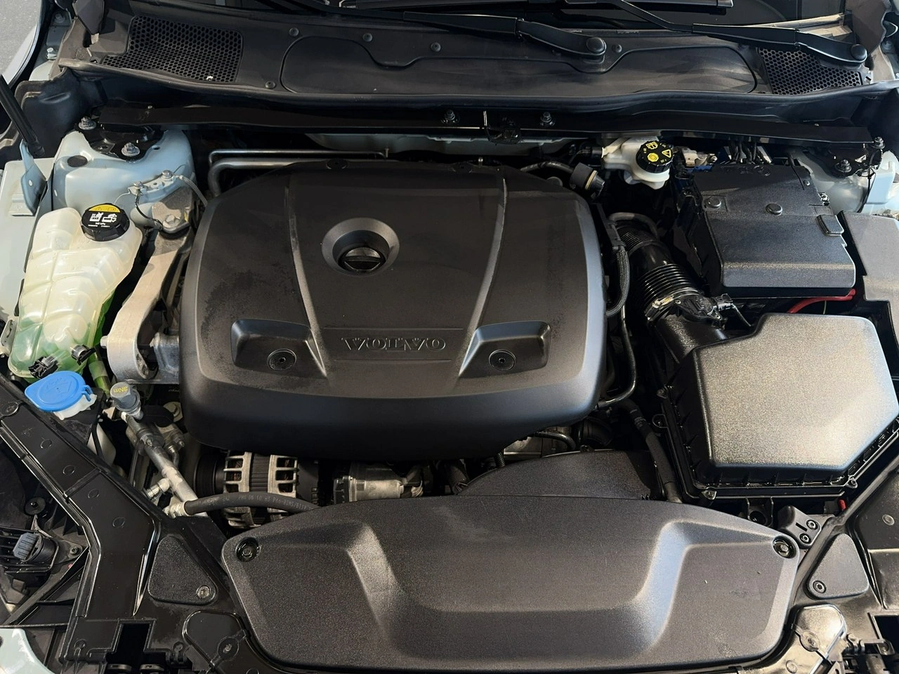 Volvo V40 - Zdjęcie 26