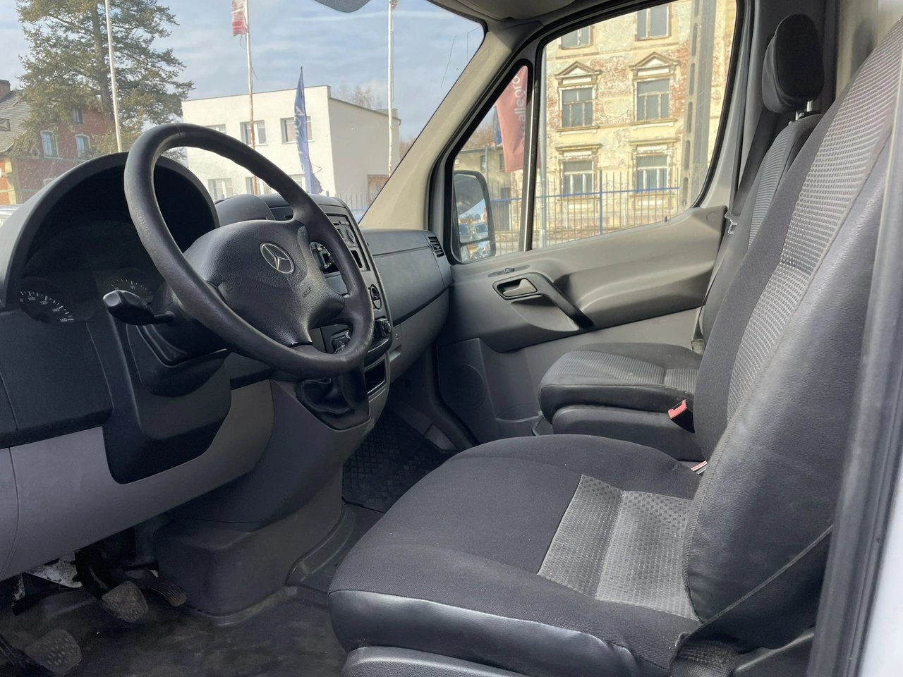 Mercedes Sprinter - Zdjęcie 19