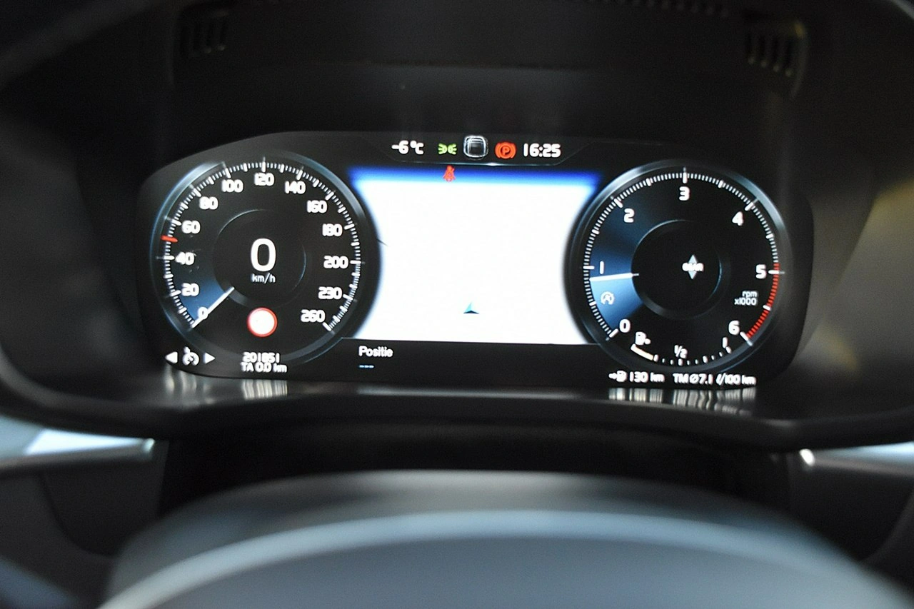 Volvo XC 60 - Zdjęcie 14