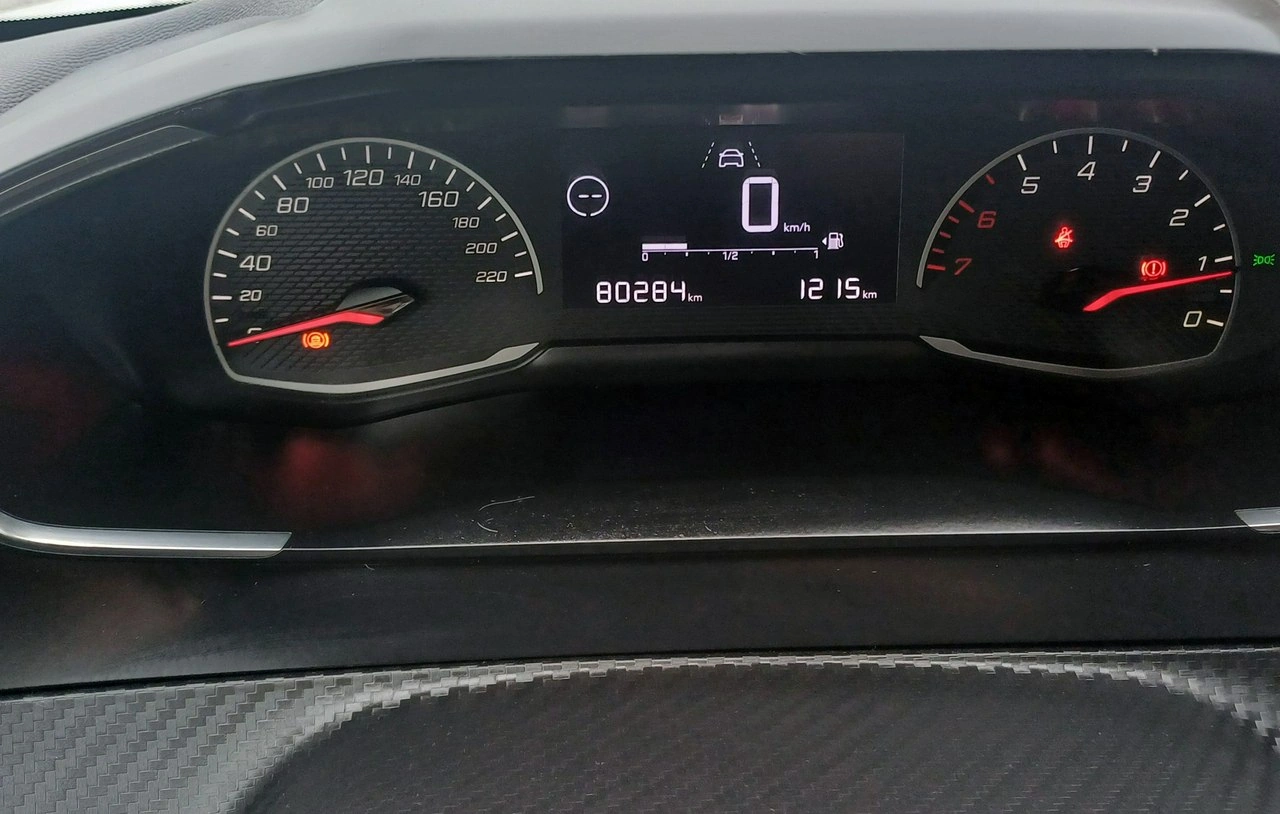 Peugeot 208 - Zdjęcie 13