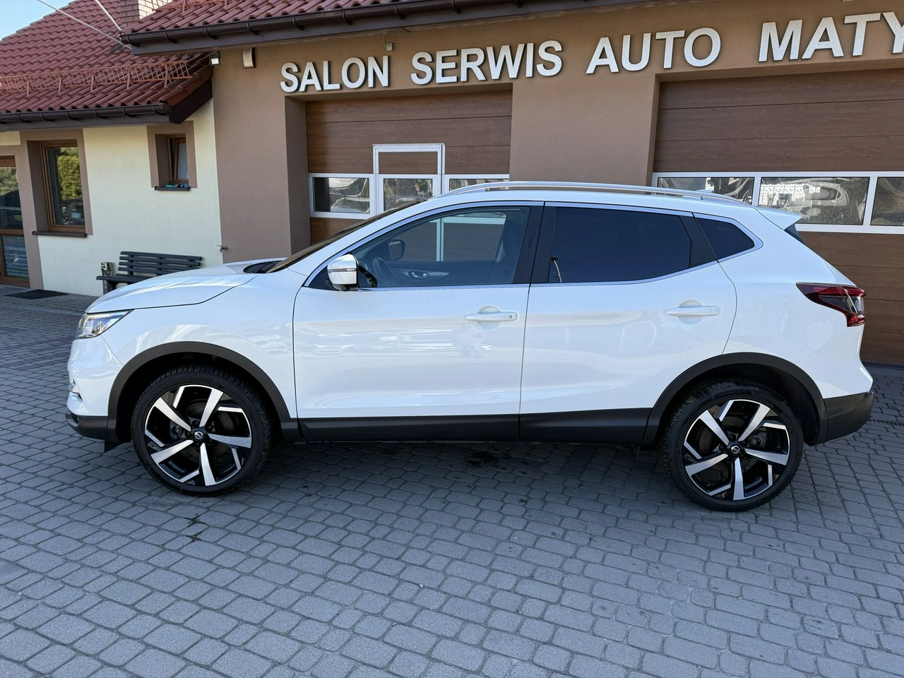 Nissan Qashqai - Zdjęcie 10