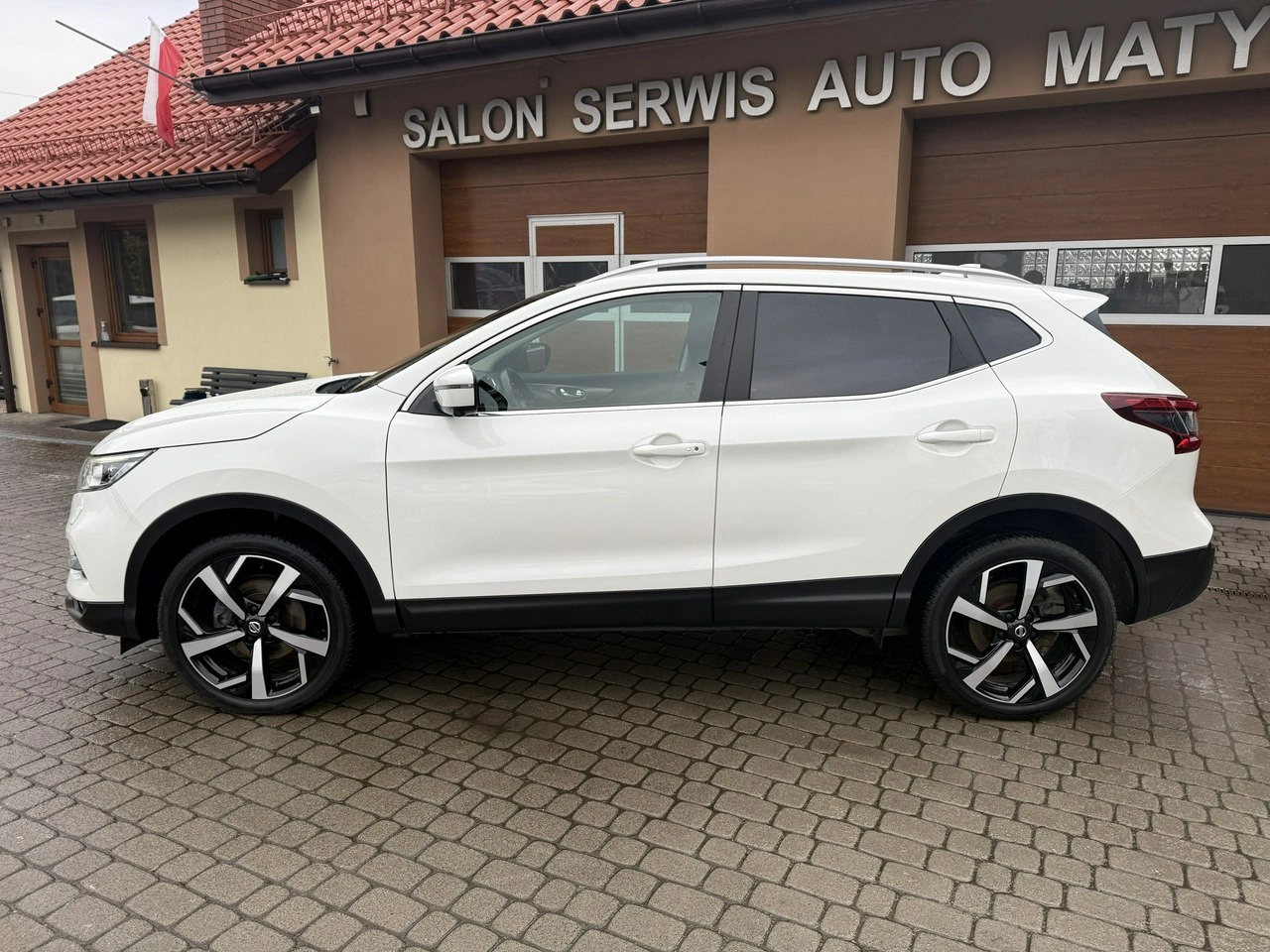 Nissan Qashqai - Zdjęcie 10