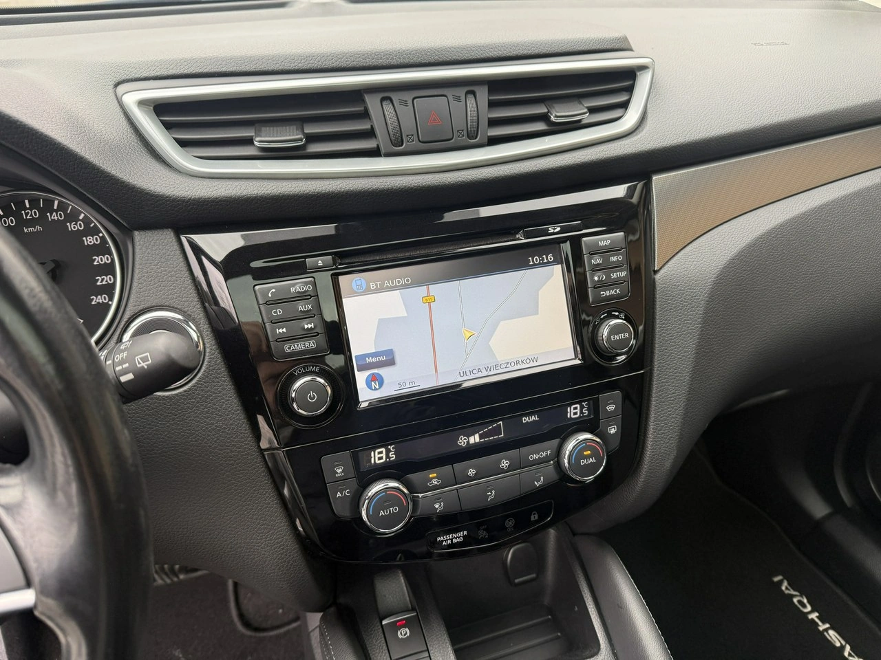 Nissan Qashqai - Zdjęcie 17