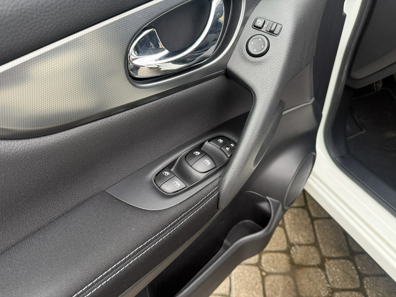 Nissan Qashqai - Zdjęcie 18