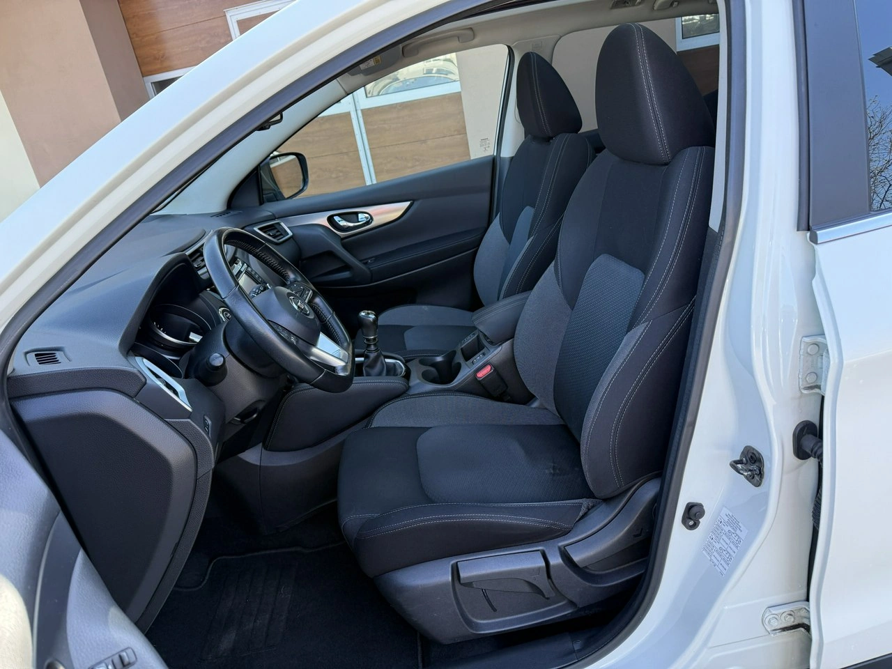 Nissan Qashqai - Zdjęcie 19