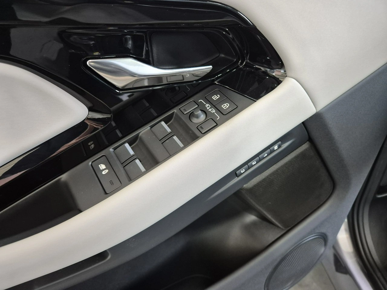 Land Rover Range Rover Evoque - Zdjęcie 12