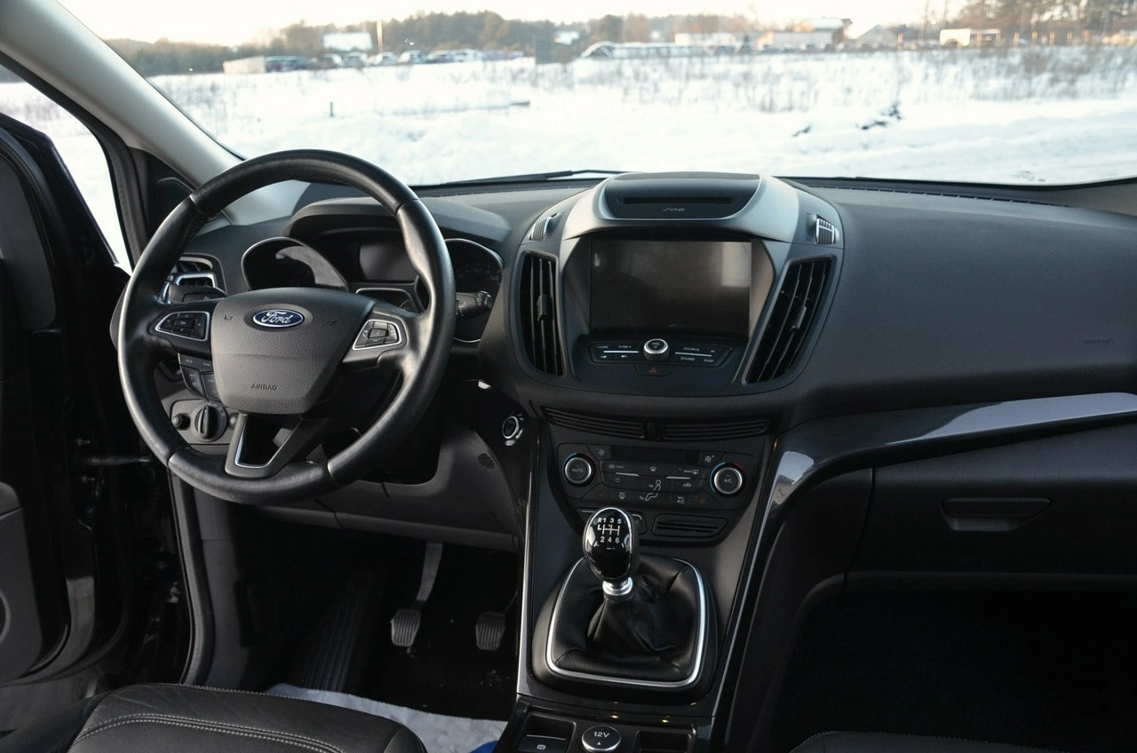 Ford Kuga - Zdjęcie 20