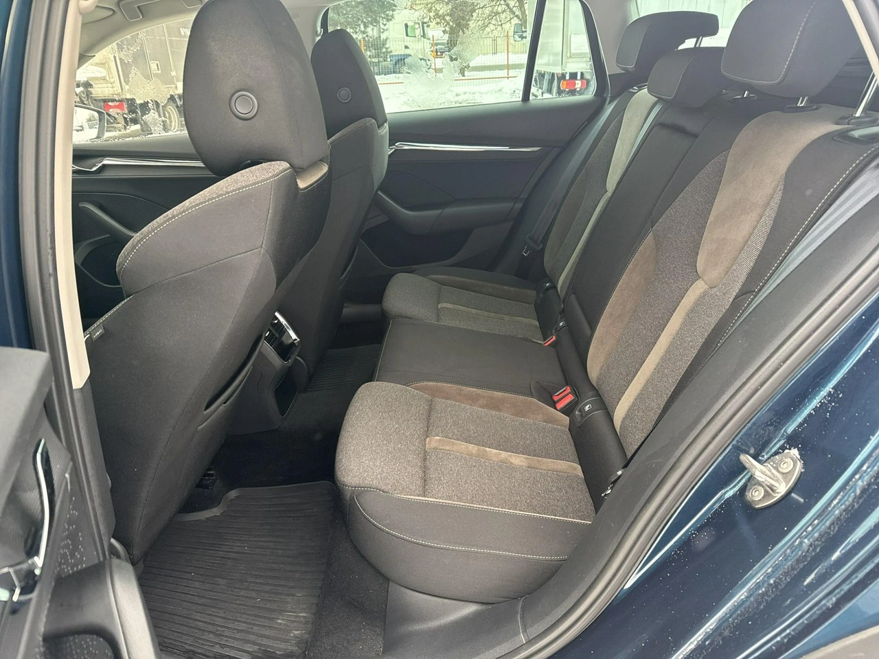 Skoda Octavia - Zdjęcie 10