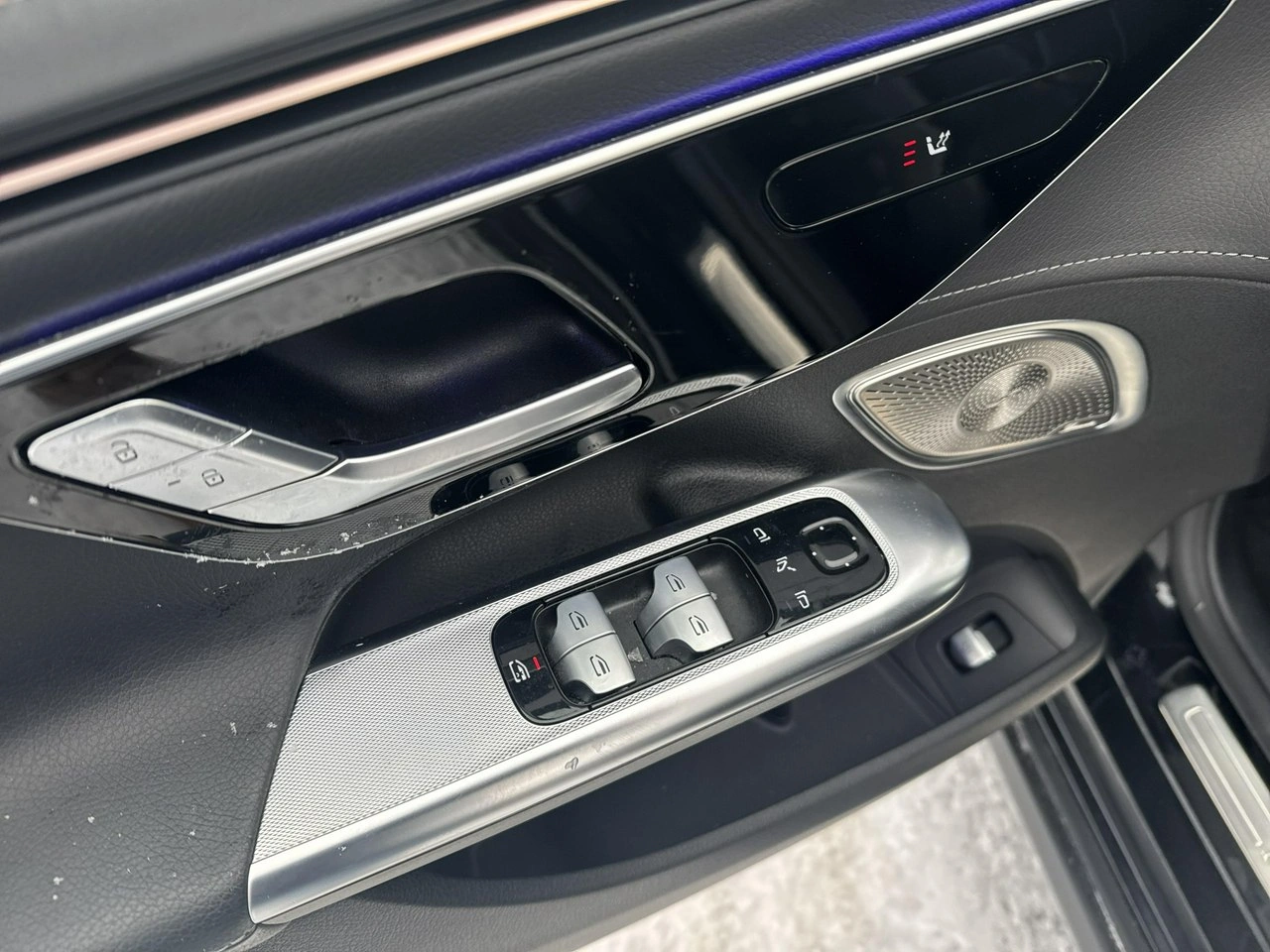 Mercedes EQE - Zdjęcie 11