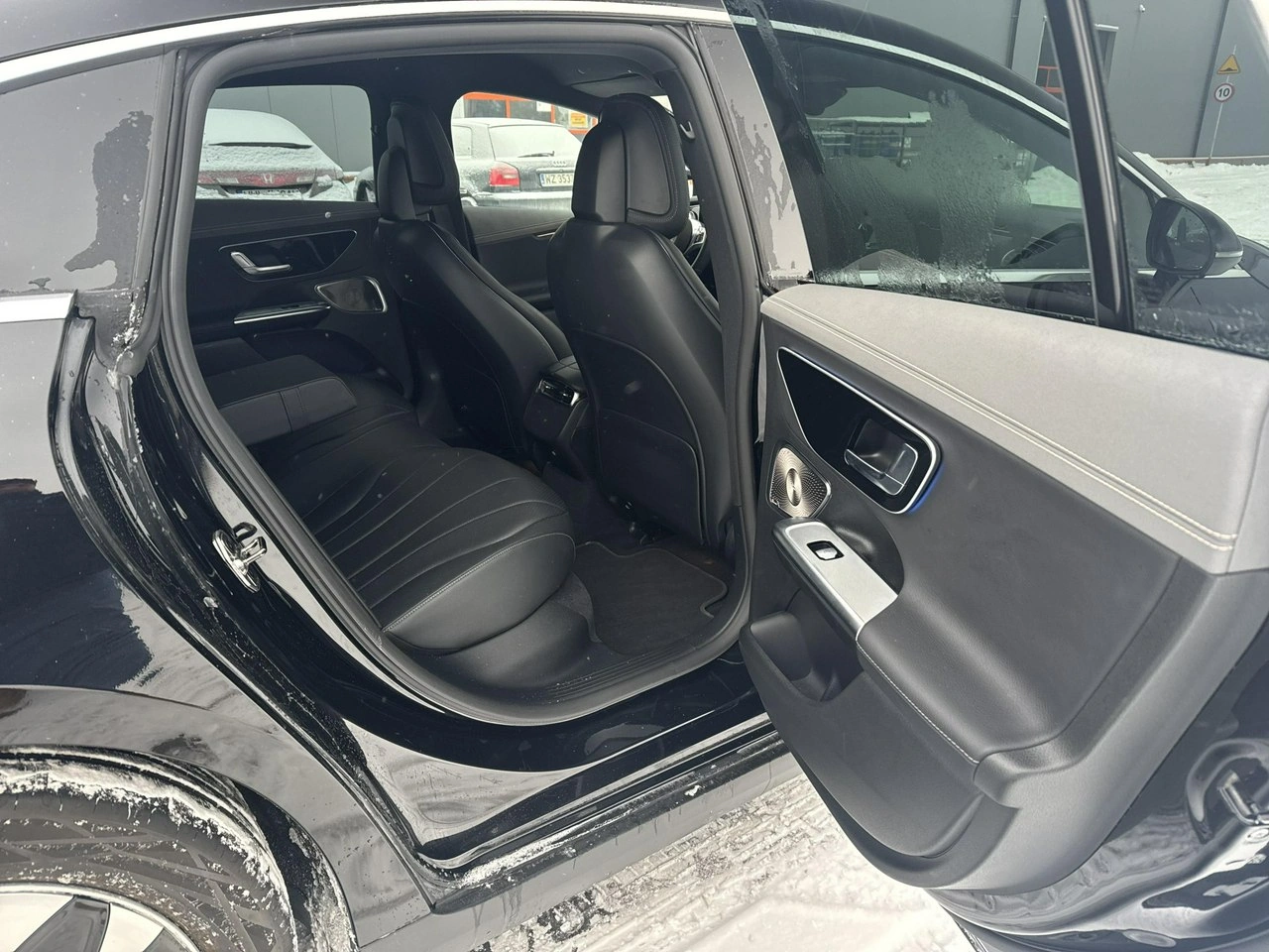 Mercedes EQE - Zdjęcie 16