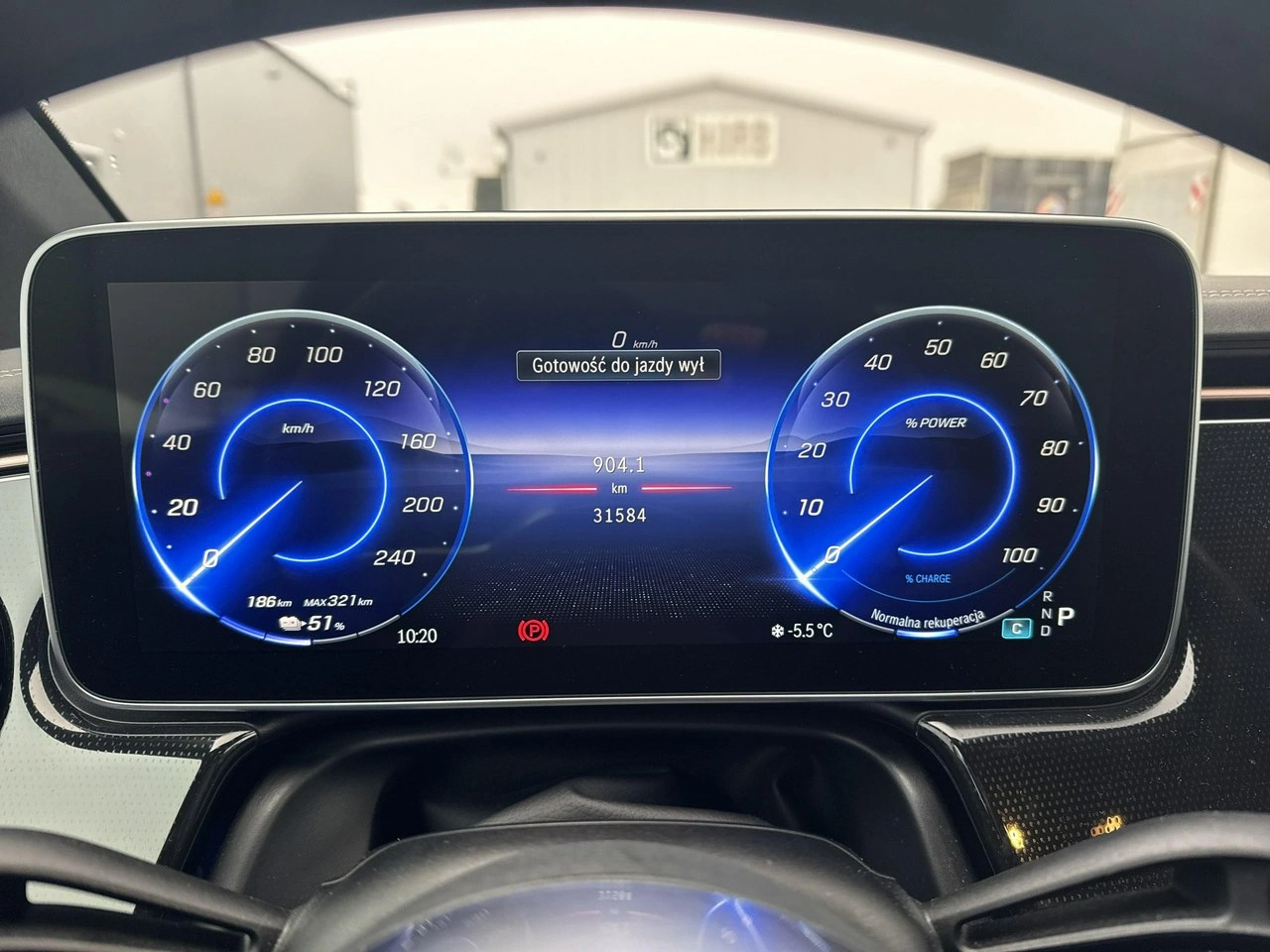 Mercedes EQE - Zdjęcie 23