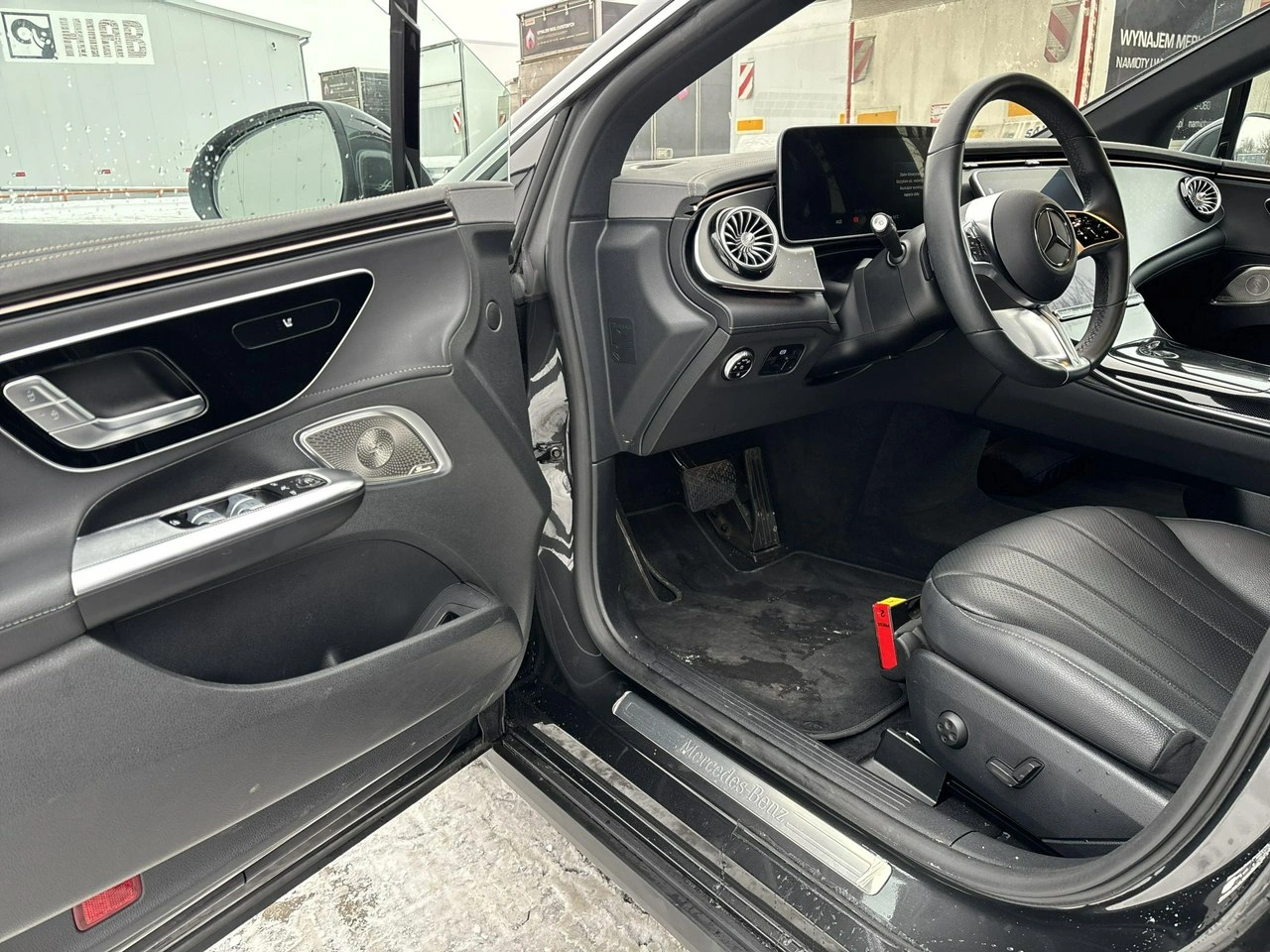 Mercedes EQE - Zdjęcie 9